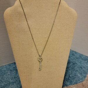 Elegant Silver Heart Key Pendant Necklace